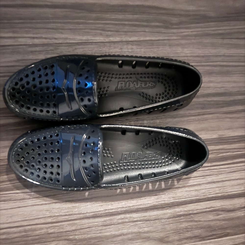 Patent Black Floafers